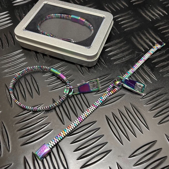 Fidget Spinner Metal Bracelet Out of Box